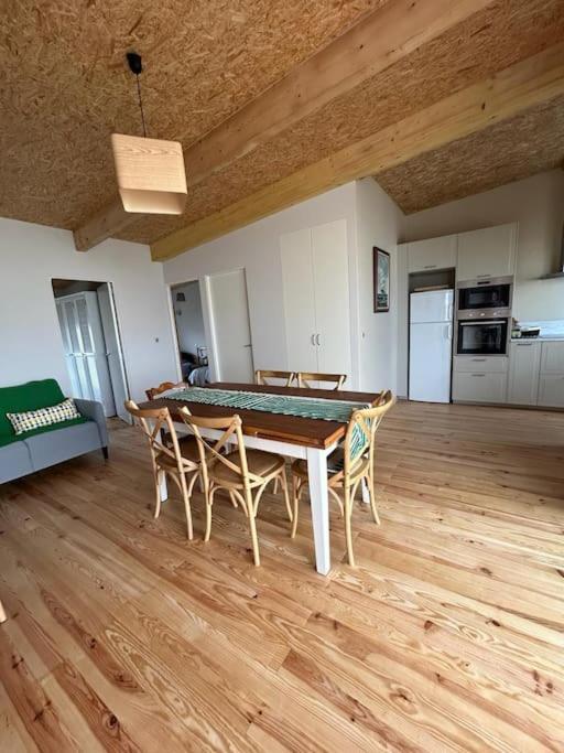 Maison Chalet 200 M De La Plage Climatisation Et Wifi Gruissan Exteriér fotografie