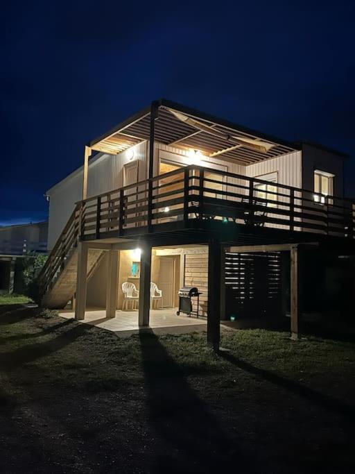 Maison Chalet 200 M De La Plage Climatisation Et Wifi Gruissan Exteriér fotografie